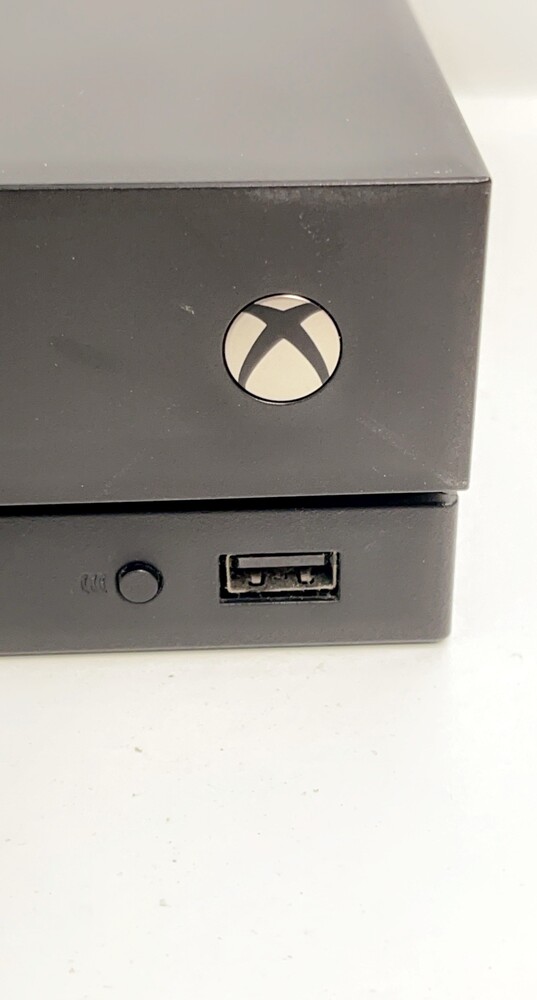 Microsoft Xbox ONE X