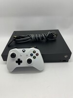 Microsoft Xbox One X (1787)