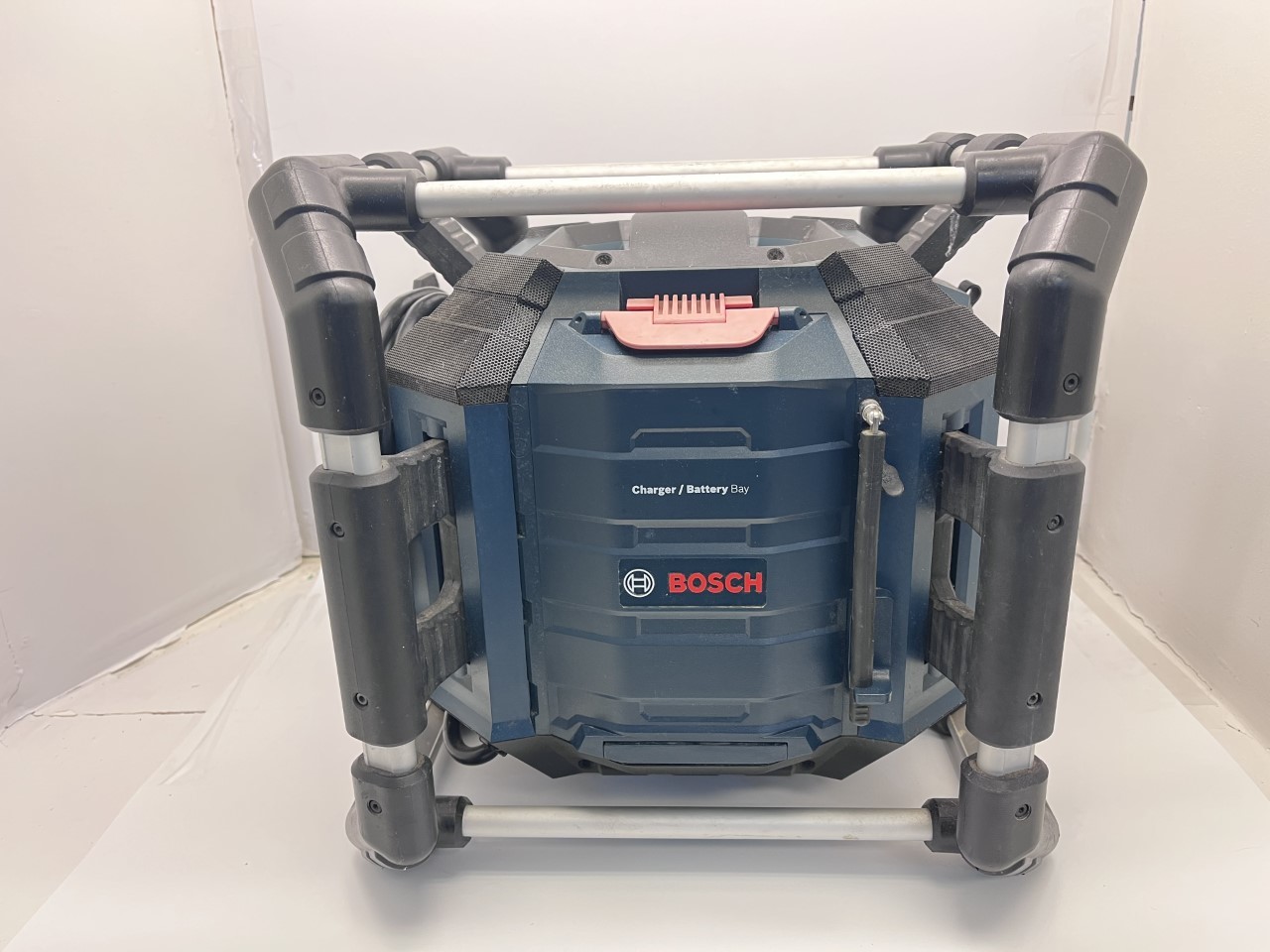 Bosch PB360S 18Volt Lithium Ion Power Box Jobsite Radio and Charger