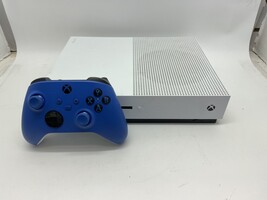 Microsoft Xbox One S (1681)