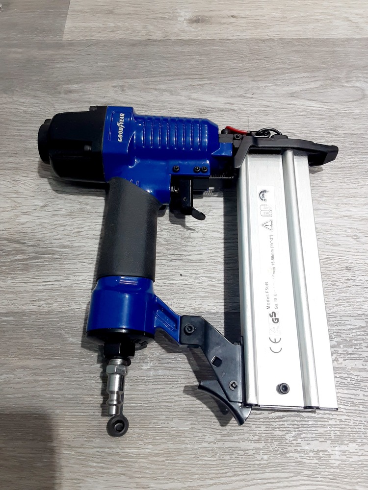Cordless Electric Nail Gun with 32mm 50mm Nails Straight/N-shape Nails  Woodworking Universal Nailing Machine For Makita Battery - AliExpress