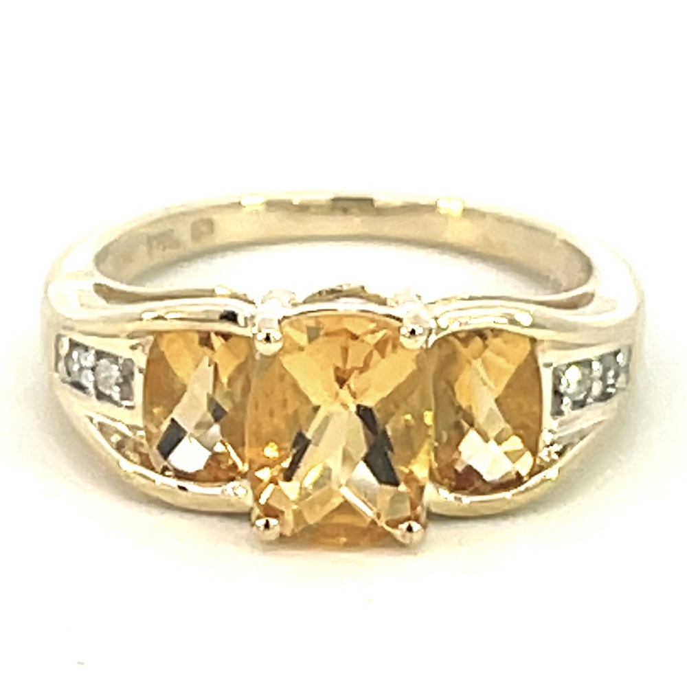  10kt Yellow Gold Citrine & Diamond Ring