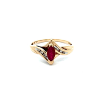 10kt Yellow Gold Diamond & Ruby Ring