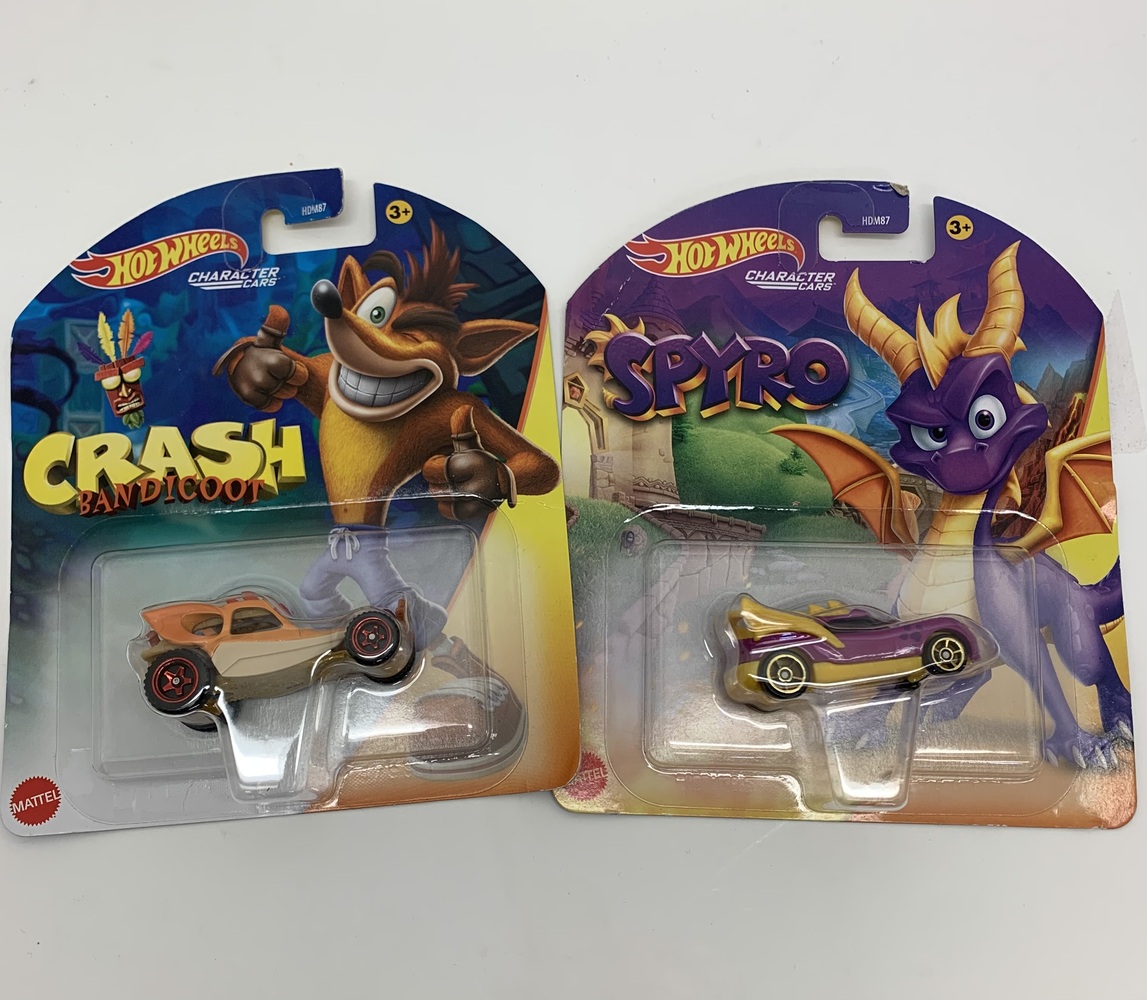 Crash Bandicoot * 2022 Hot Wheels Character Cars Case D Release –  Wheelcollectors