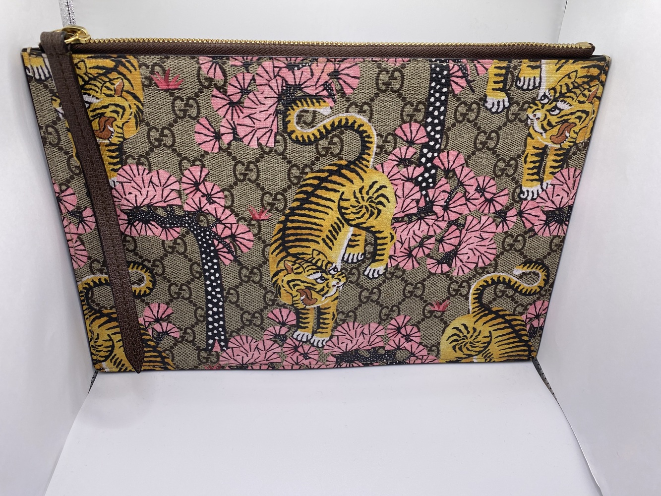 Gucci Multicolor GG Supreme Coated Canvas Leather Bengal Tiger floral Zip clutch