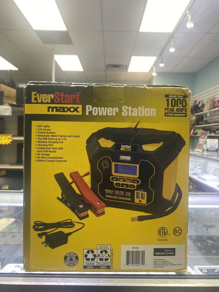 EverStart Maxx 1000 Peak Amp Power Station Jump Starter, 120 PSI