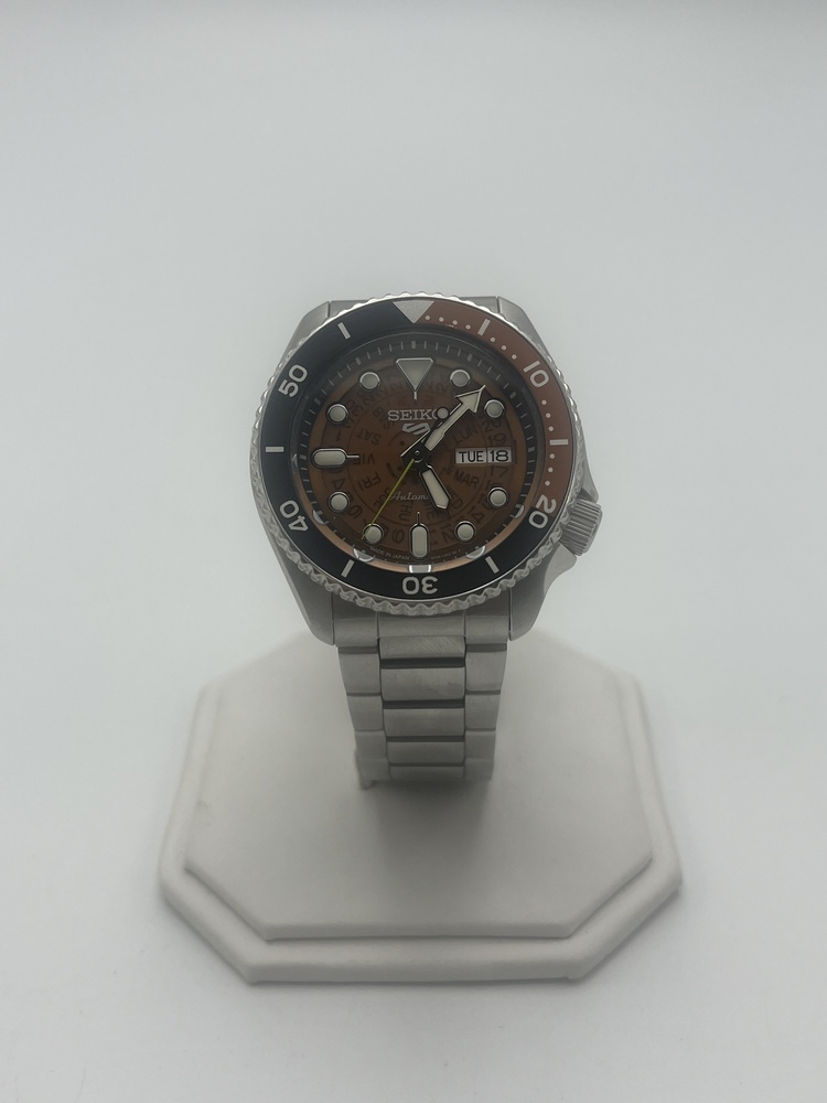 Hover to zoom Have one to sell? Sell now Seiko 5 Sports SRPJ47 Men's 42.5mm Auto