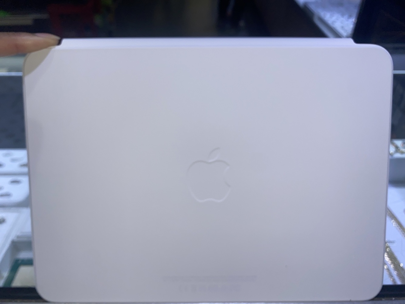 Apple Magic Keyboard for iPad 10th Gen. White 10.9