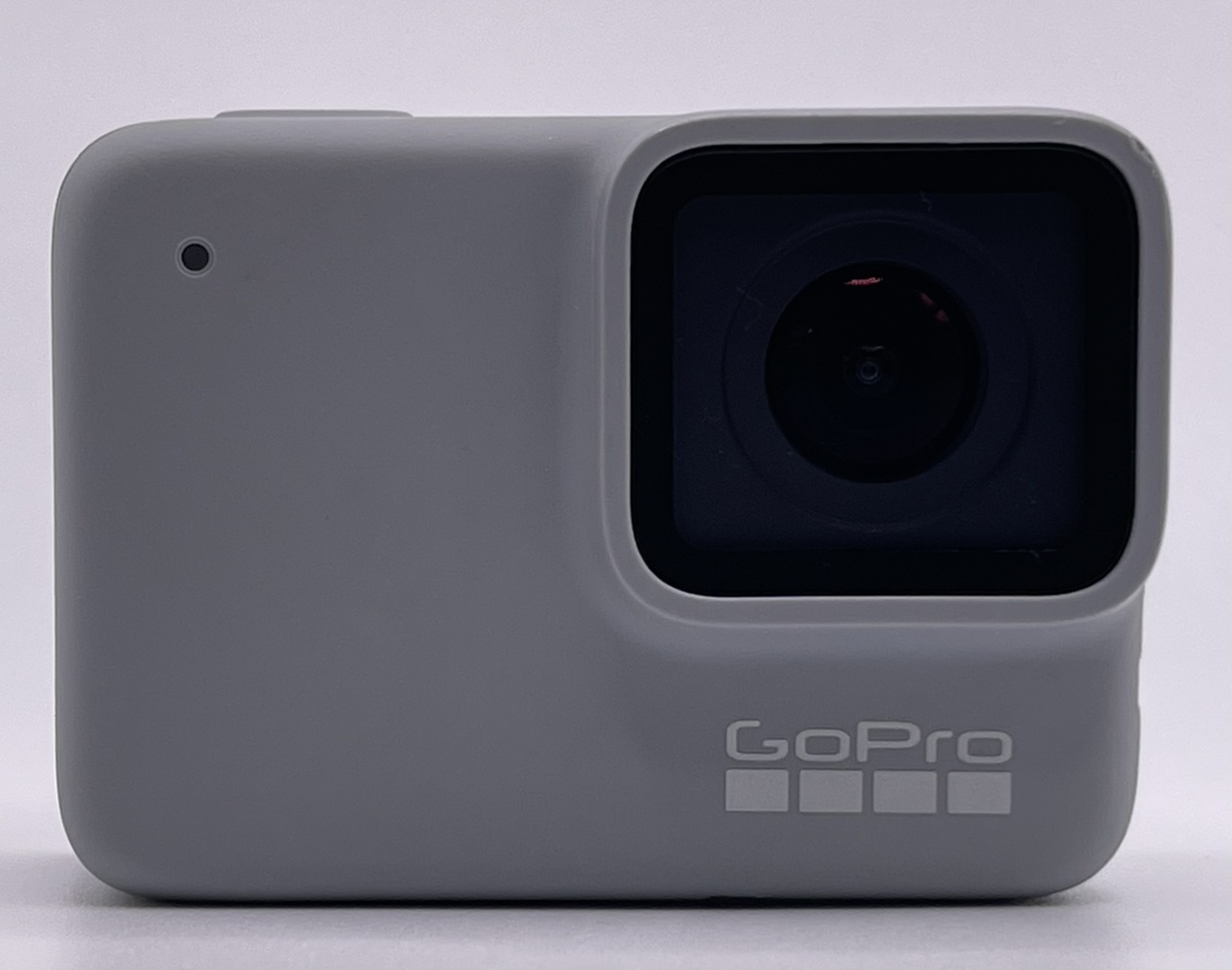 GoPro Hero7 White — Waterproof Action Camera with Touch Screen