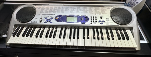 Casio Keyboard LK-44