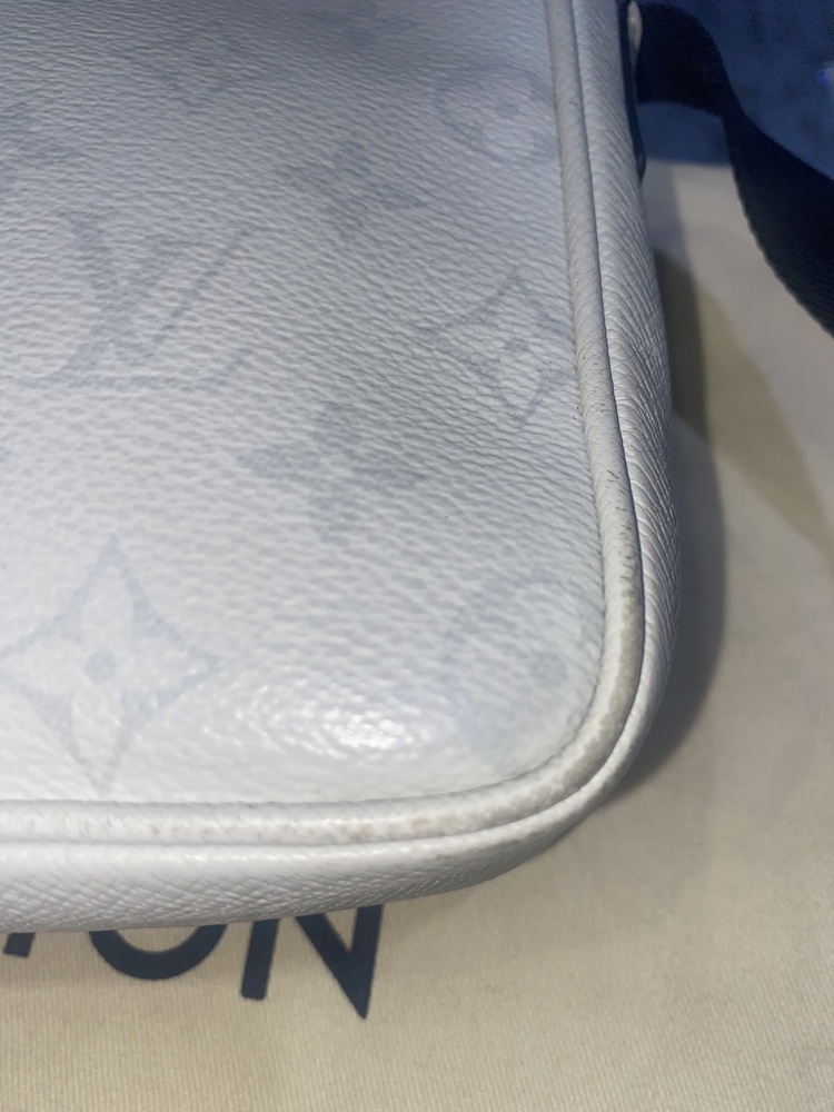 Louis Vuitton Taigarama Outdoor Messenger Bag White Leather (SEE