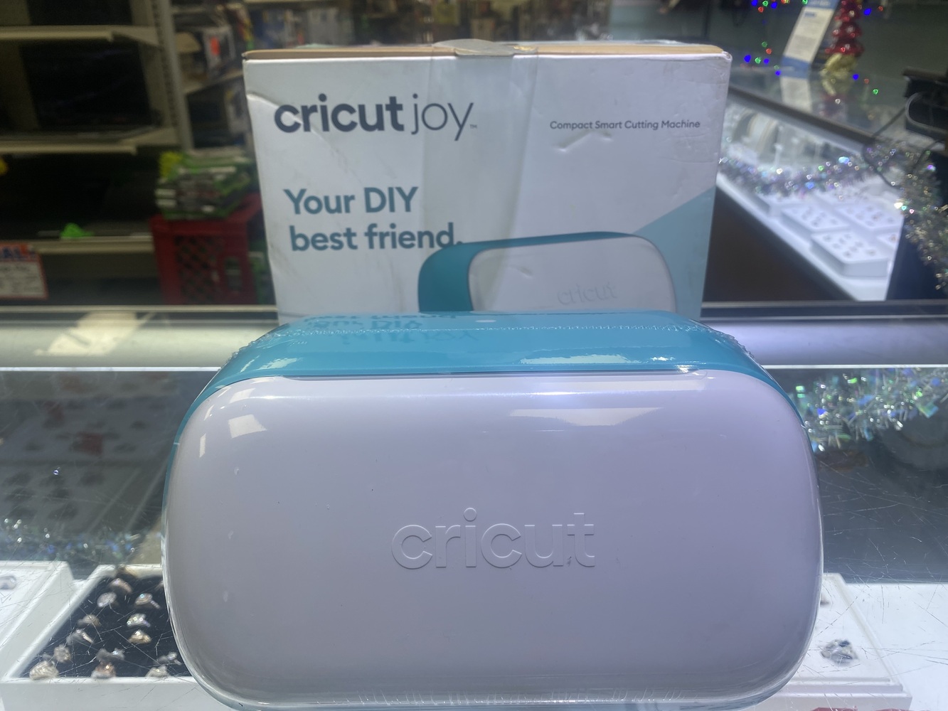 Cricut Joy Machine - Compact and Portable DIY Machine with Cricut