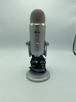Blue Yeti Sliver Wired Professional Multi-Pattern USB Microphone 