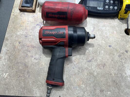 Snap on 1/2" Drive Air Impact Wrench