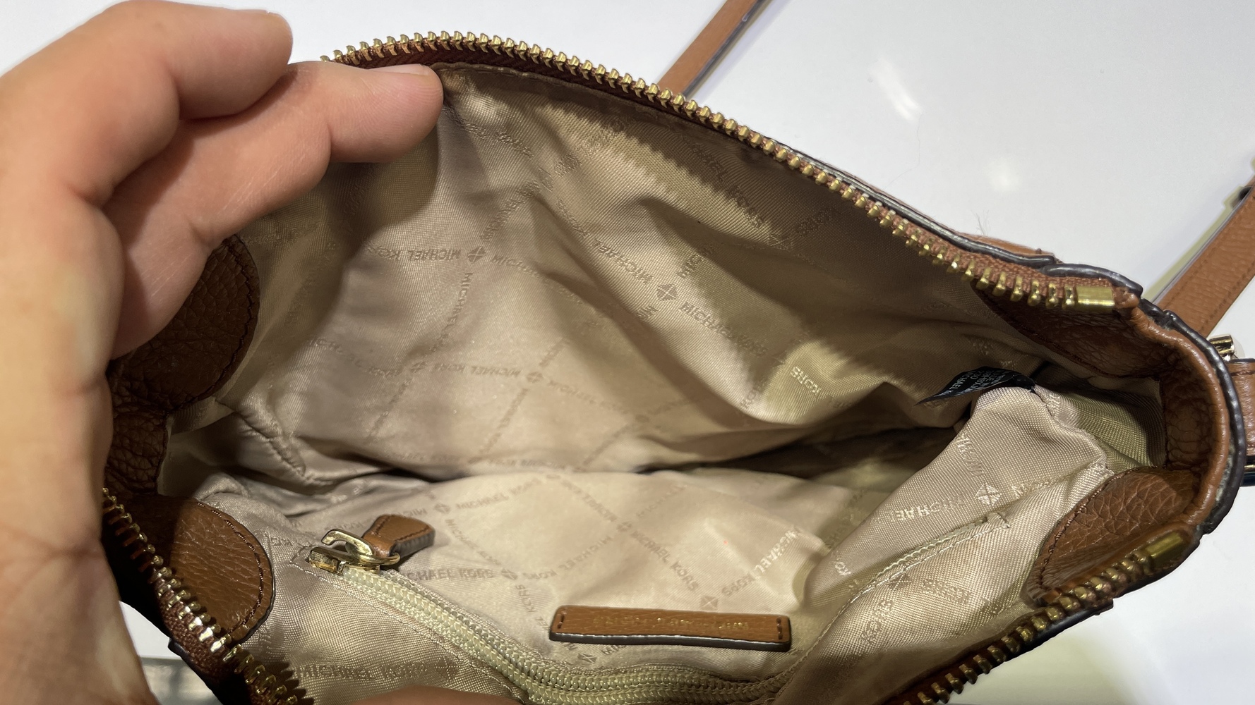 Michael kors discount julia messenger bag