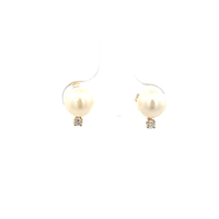 14kt Yellow Gold Diamond & Pearl Stud Earrings