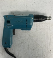 Makita drywall screwdriver model 6820v TESTED WORKING