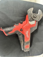 Open Box - Milwaukee 2472-20 M12 600 MCM Cable Cutter (Tool Only)
