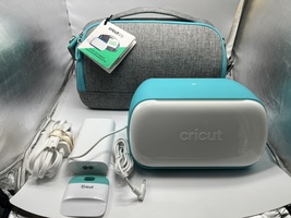 Cricut Joy JCTR101 Compact Smart Cutting Machine