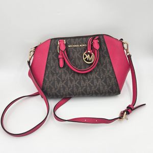 Michael Kors Quinn Tote – Leather Shoulder Bag, Chic Everyday Carry