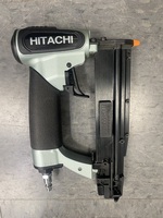 Hitachi NP 35A NP35A 1-3/8" 23 Gauge Pin Nailer With Carry Case 