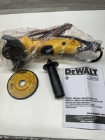 Dewalt DWE402W 4-1/2" Corded Small Angle Grinder with Wheel