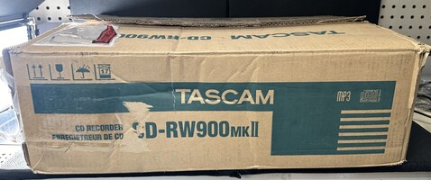 TASCAM CD Recorder/Player CD-RW900MKII