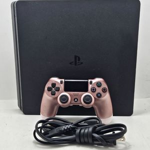 Sony PlayStation 4 slim 