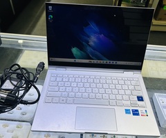 Samsung Galaxy Book Flex2 Alpha 13.3" (256GB SSD, 8GB RAM, 11th Gen i5)