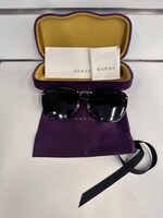 Gucci Sunglasses with original case GG0673S