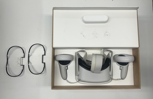 Meta Quest 2 (256GB) All-in-One VR Headset 