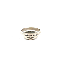  Tiffany & Co. Return to Tiffany Signet Ring