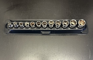 Snap On 3/8"Drive 6-Point Shallow 12-Piece Metric Socket Set 8-19mm 212FSMY