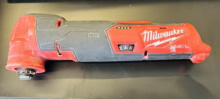 Milwaukee 2526-20 M12 12V Fuel Brushless Oscillating Multi-Tool