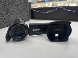 Canon Vixia HF G20 Camcorder