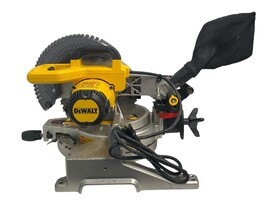 Dewalt 15 Amp Corded 10 in. Compound Single Bevel Miter Saw 