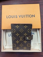 Louis Vuitton small ring agenda 