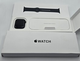 Apple Watch SE (2nd Gen) 44mm Midnight Aluminum Case, GPS + Cellular, Model A272