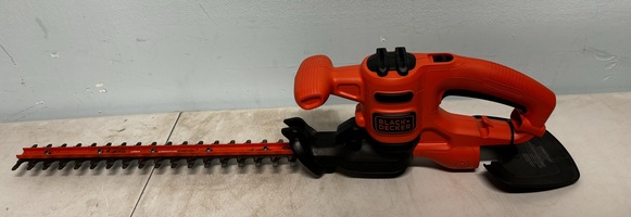 BLACK+DECKER Electric Hedge Trimmer, 17-Inch