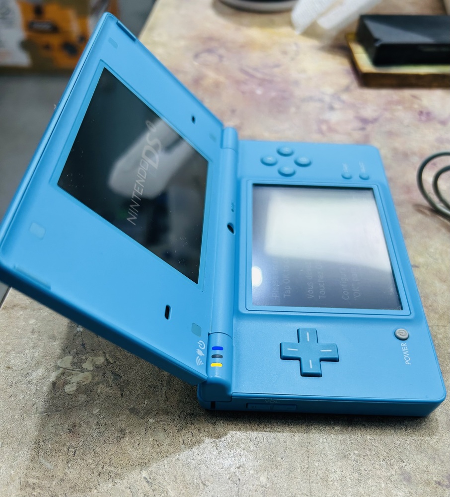 Nintendo DSi TWL-001 sold Teal Blue Complete