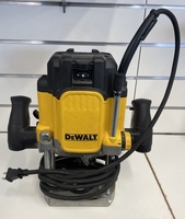 DeWalt DW625 3HP Heavy Duty Plunge Cut Router Variable Speed 