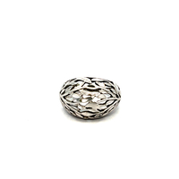 10kt White Gold Floral Ring