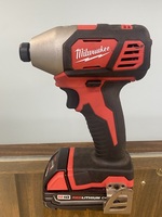 Milwaukee 18V Lithium-Ion Cordless 1/4 in. Hex Impact Driver W/ Battery 2656-20