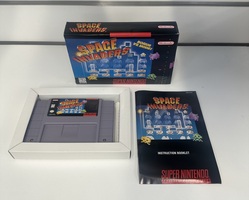 Space Invaders (Super Nintendo, 1992) SNES Cartridge and Box