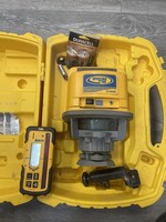 Spectra Precision LL500 Laser Level w Apache Storm Laserometer