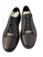 Gucci Pebbled Nappa Leather Low Top Size 10 Sneakers w/ box 