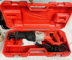 Milwaukee 6519-30 Sawzall Reciprocating Saw w/ Case