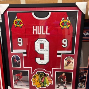 Bobby Hull Autographed Jersey