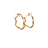 14kt Yellow Gold Wavy Hoop Earrings