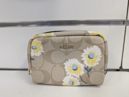 Small Coach Flower Pouch